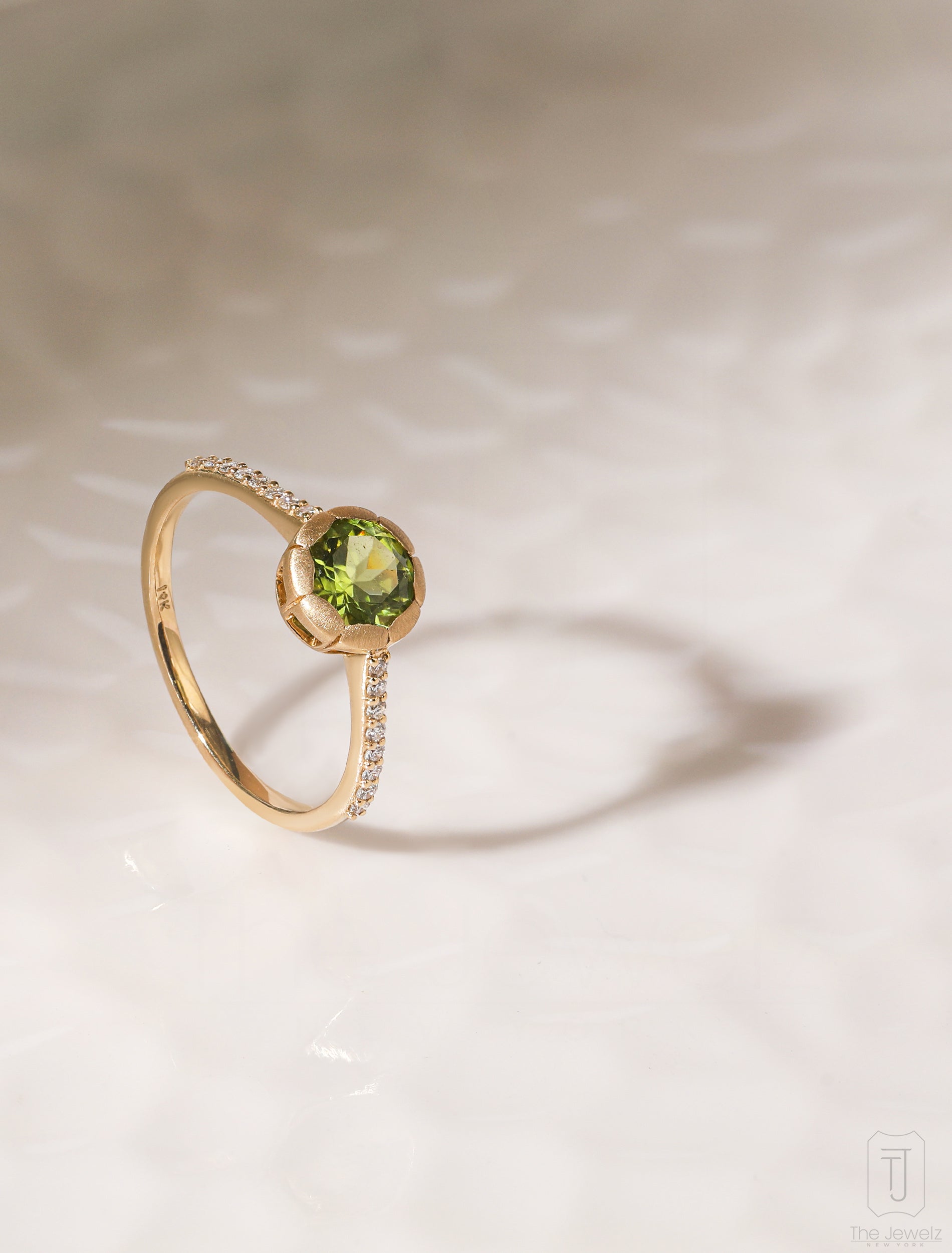 Glory Peridot Ring - The Jewelz 