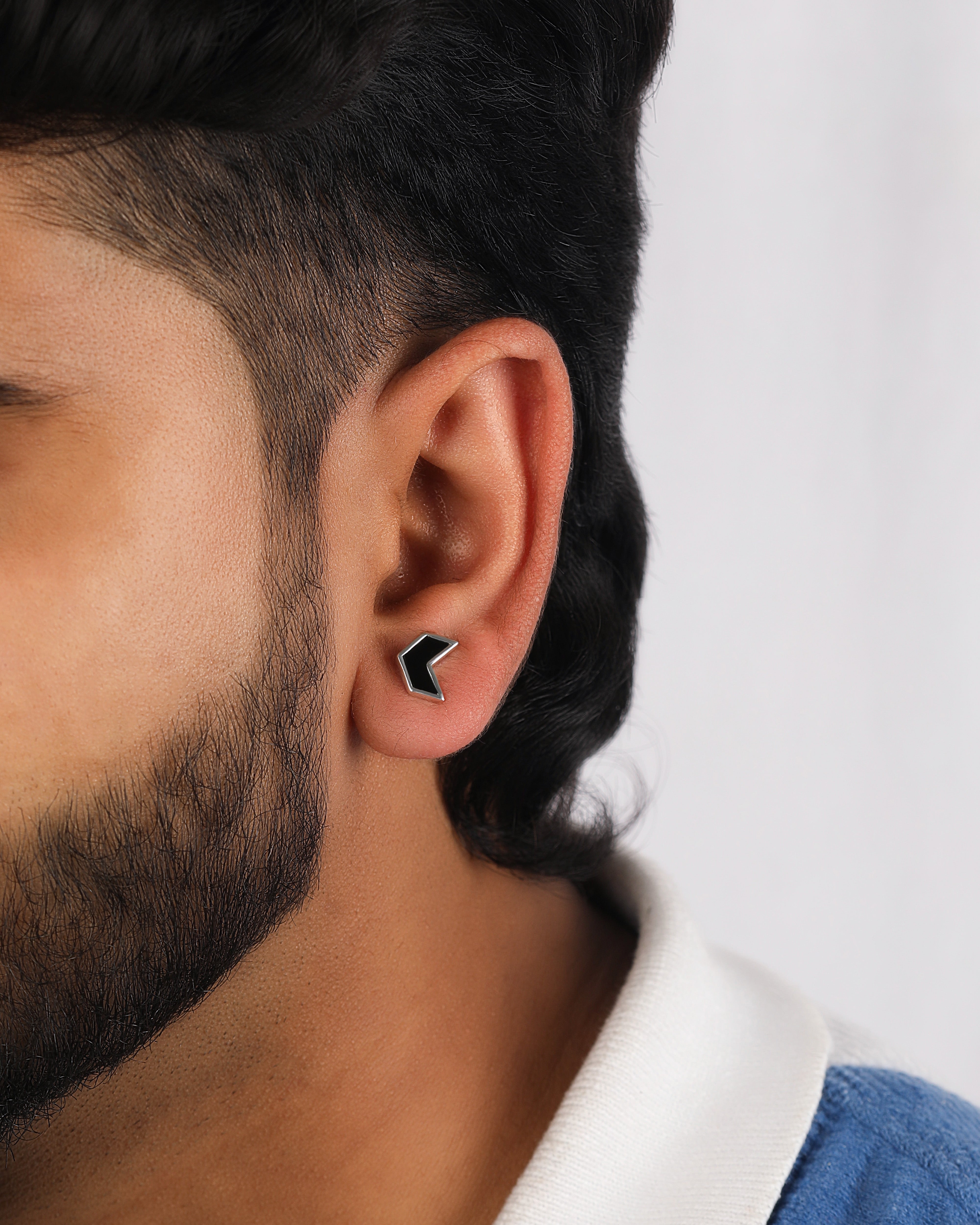 Dark Arrow – Black Enamel Chevron Studs