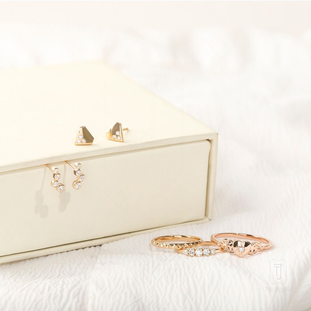 The_Jewelz-14K_Gold-Annette_Diamond_Ring-AR0151-CP1.jpg